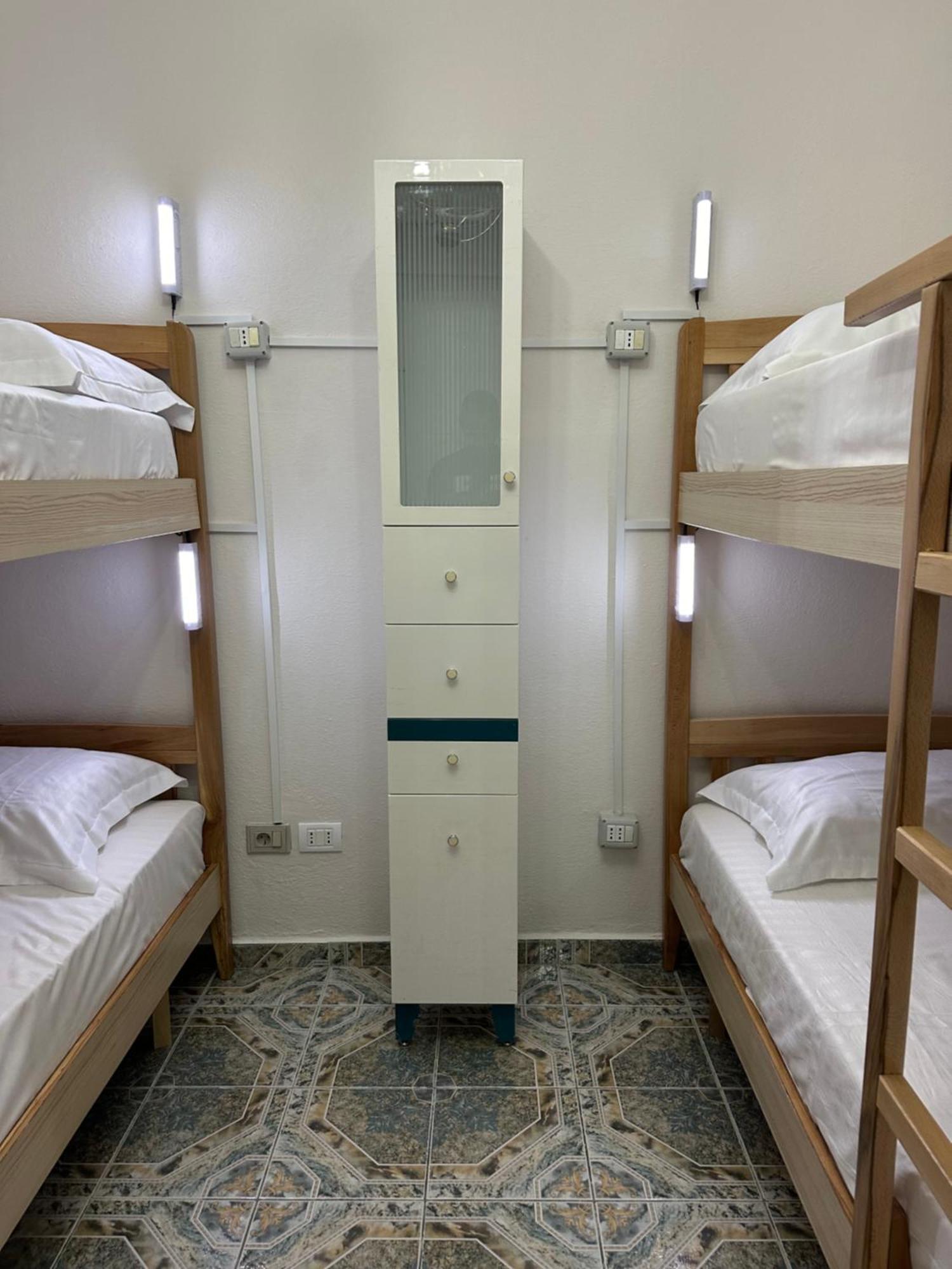 Tirana Lemon Breeze Hostel Zewnętrze zdjęcie