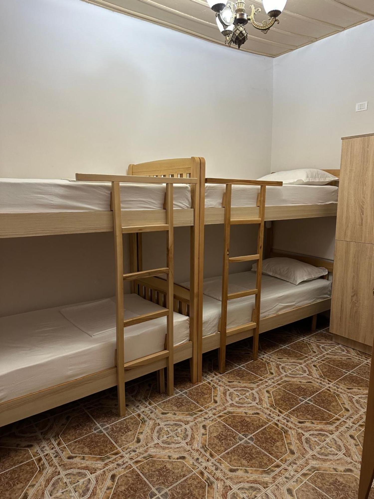 Tirana Lemon Breeze Hostel Zewnętrze zdjęcie