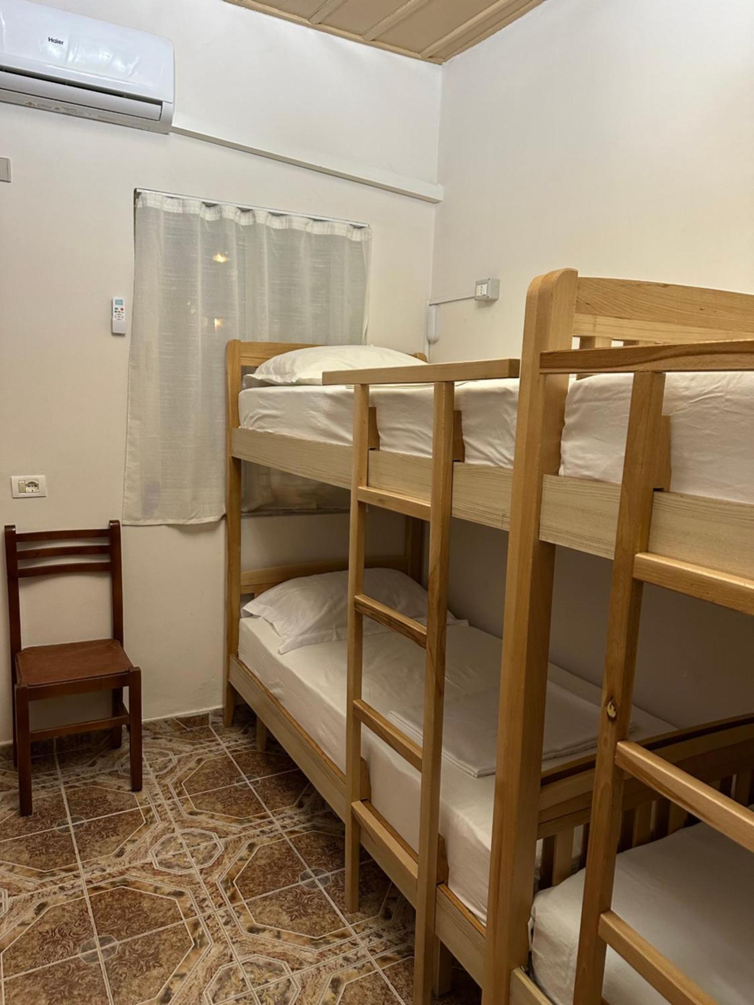 Tirana Lemon Breeze Hostel Zewnętrze zdjęcie