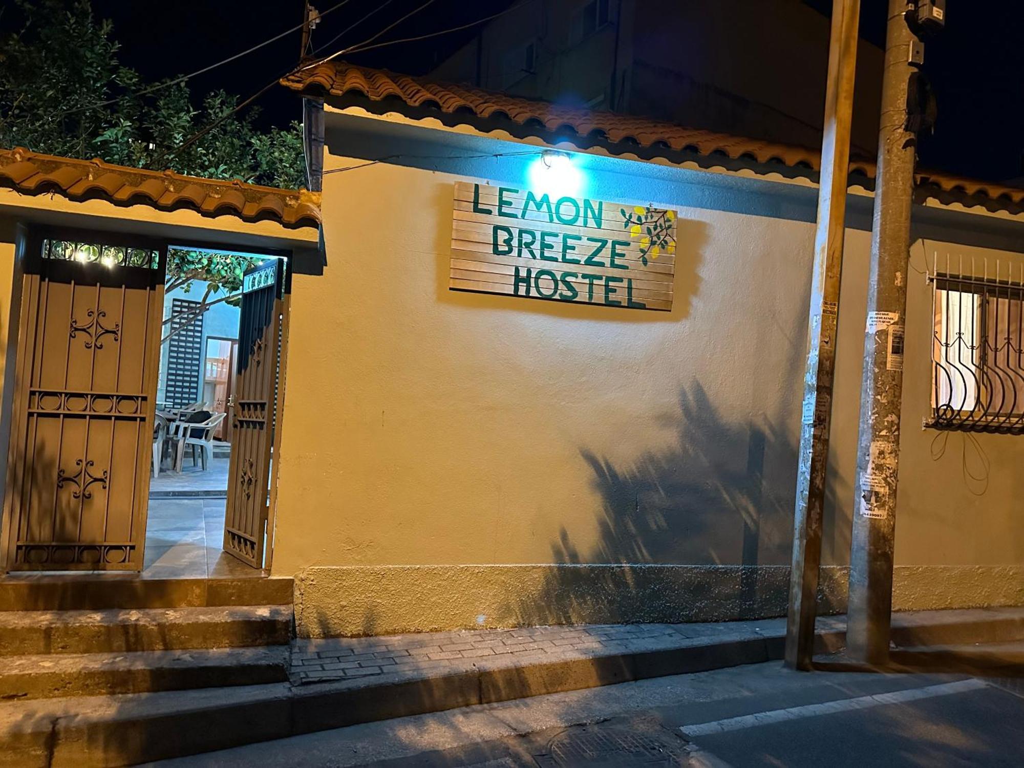 Tirana Lemon Breeze Hostel Zewnętrze zdjęcie