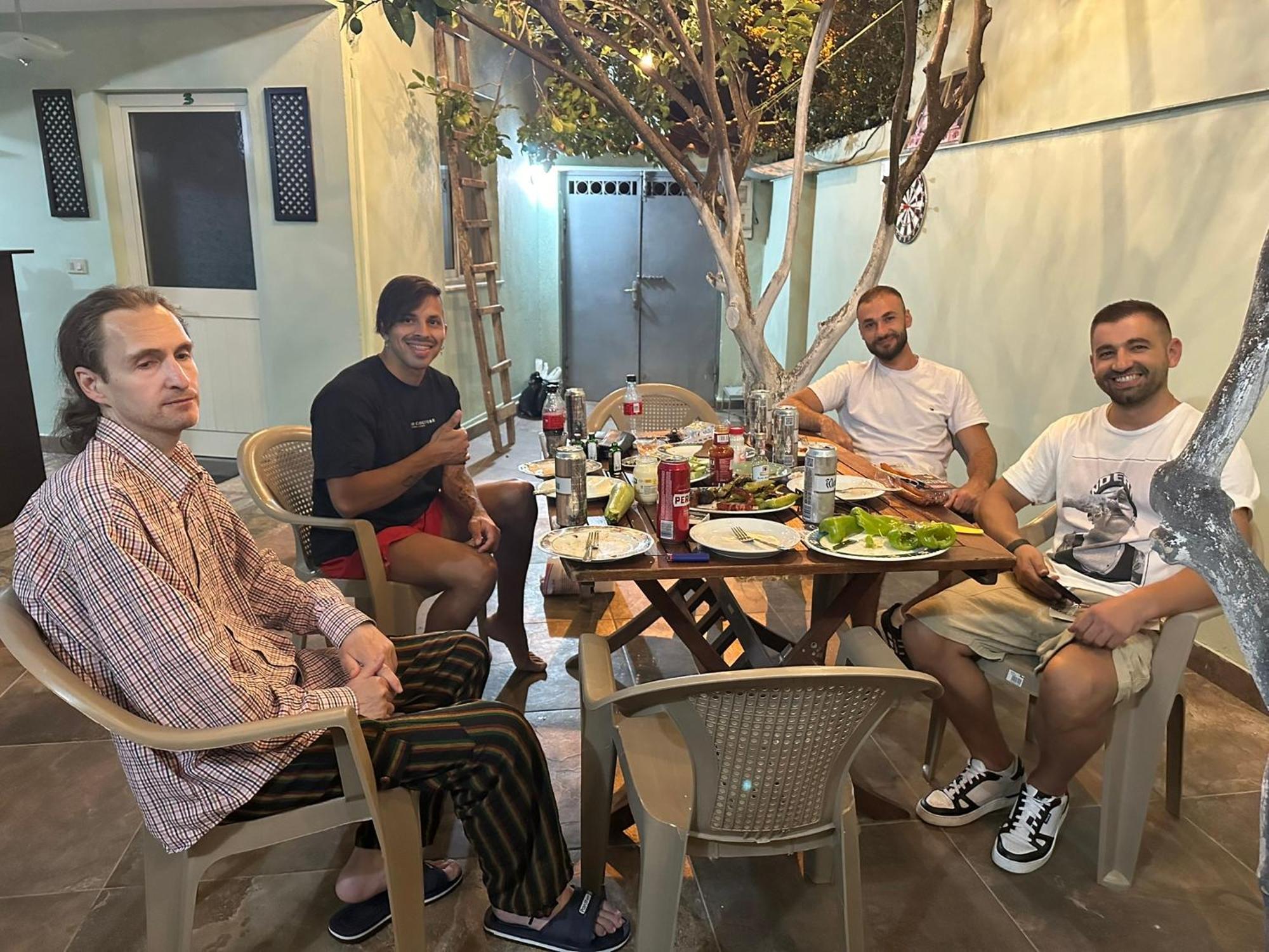 Tirana Lemon Breeze Hostel Zewnętrze zdjęcie