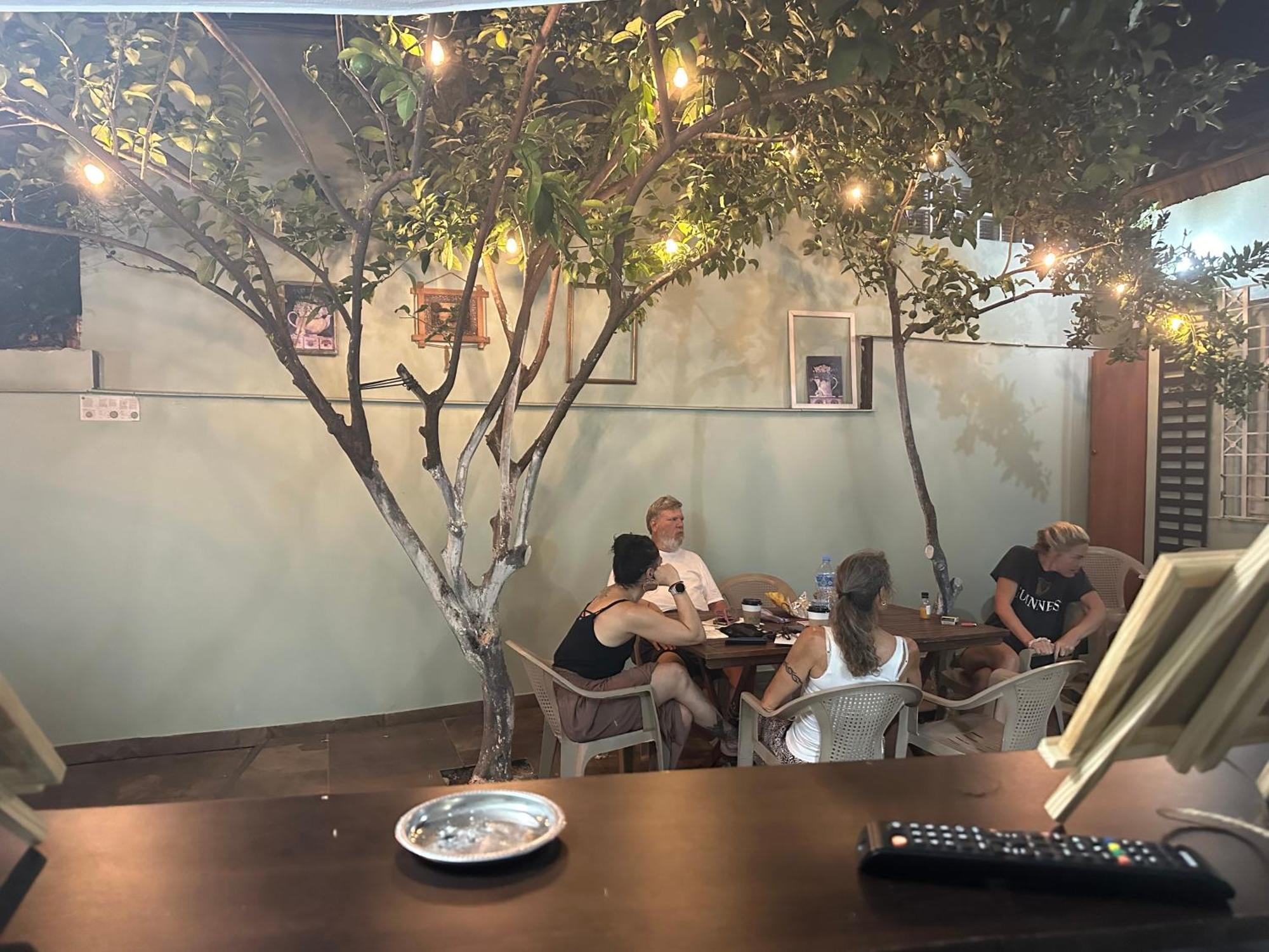 Tirana Lemon Breeze Hostel Zewnętrze zdjęcie